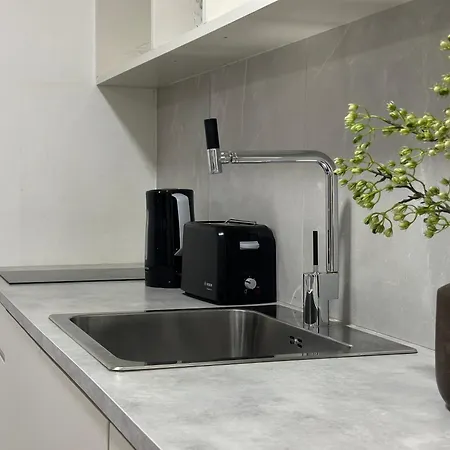 Modern * Ларнака