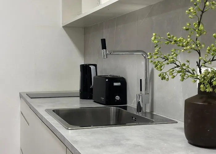 Modern * Ларнака